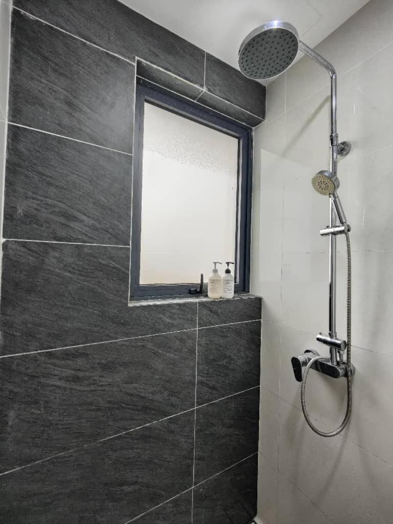 08johor, Near Ciq, Danga Bay Free Parking 2br6pax *