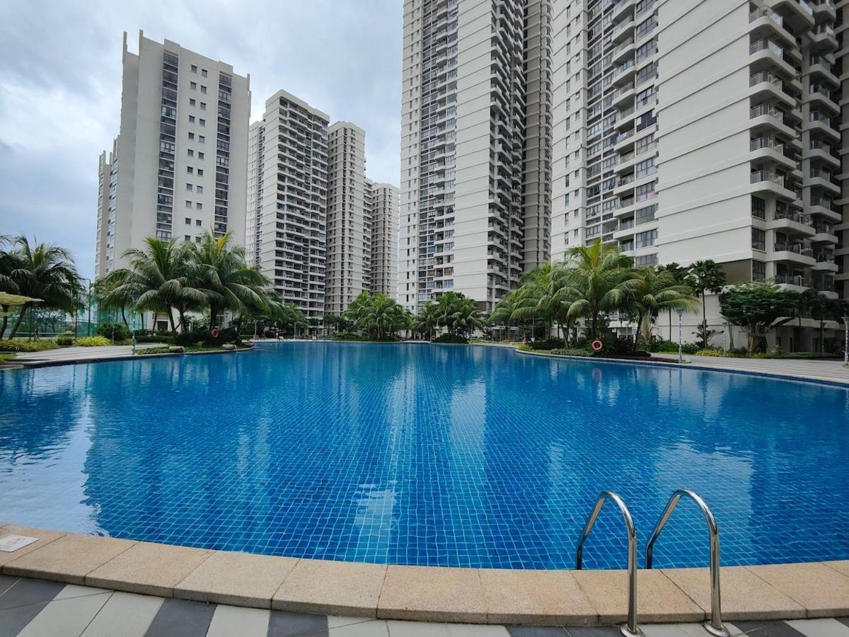 08johor, Near Ciq, Danga Bay Free Parking 2br6pax Johor Bahru
